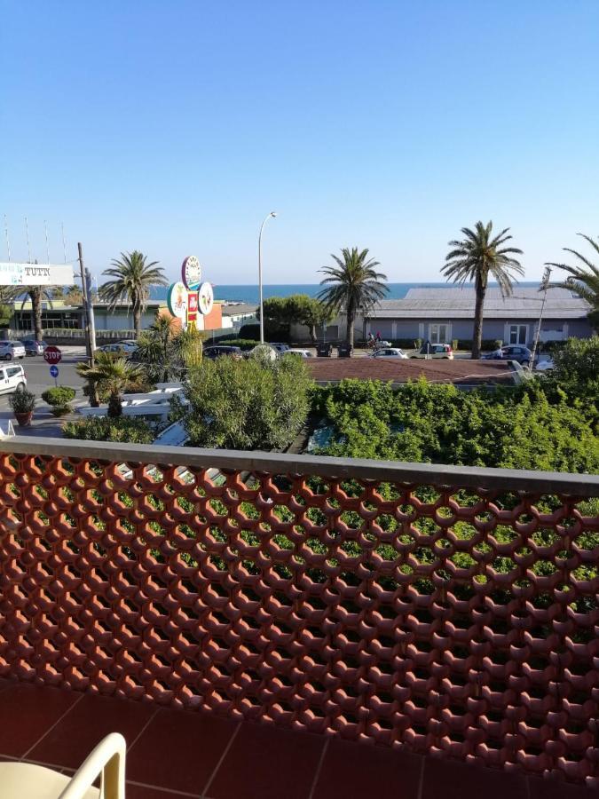 Paradiso Marina Di Carrara Exterior foto